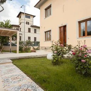 https://villa-rosa-antica.it-tuscanyhotel.com
