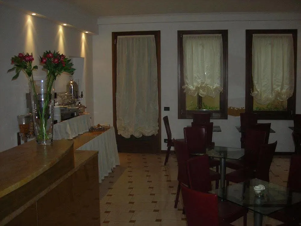 Vendégház Guesthouse Alloggi Agli Artisti Velence